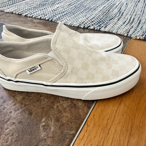 Vans Checkered Slip-On Sneakers woman’s 5.5 - Picture 1 of 2